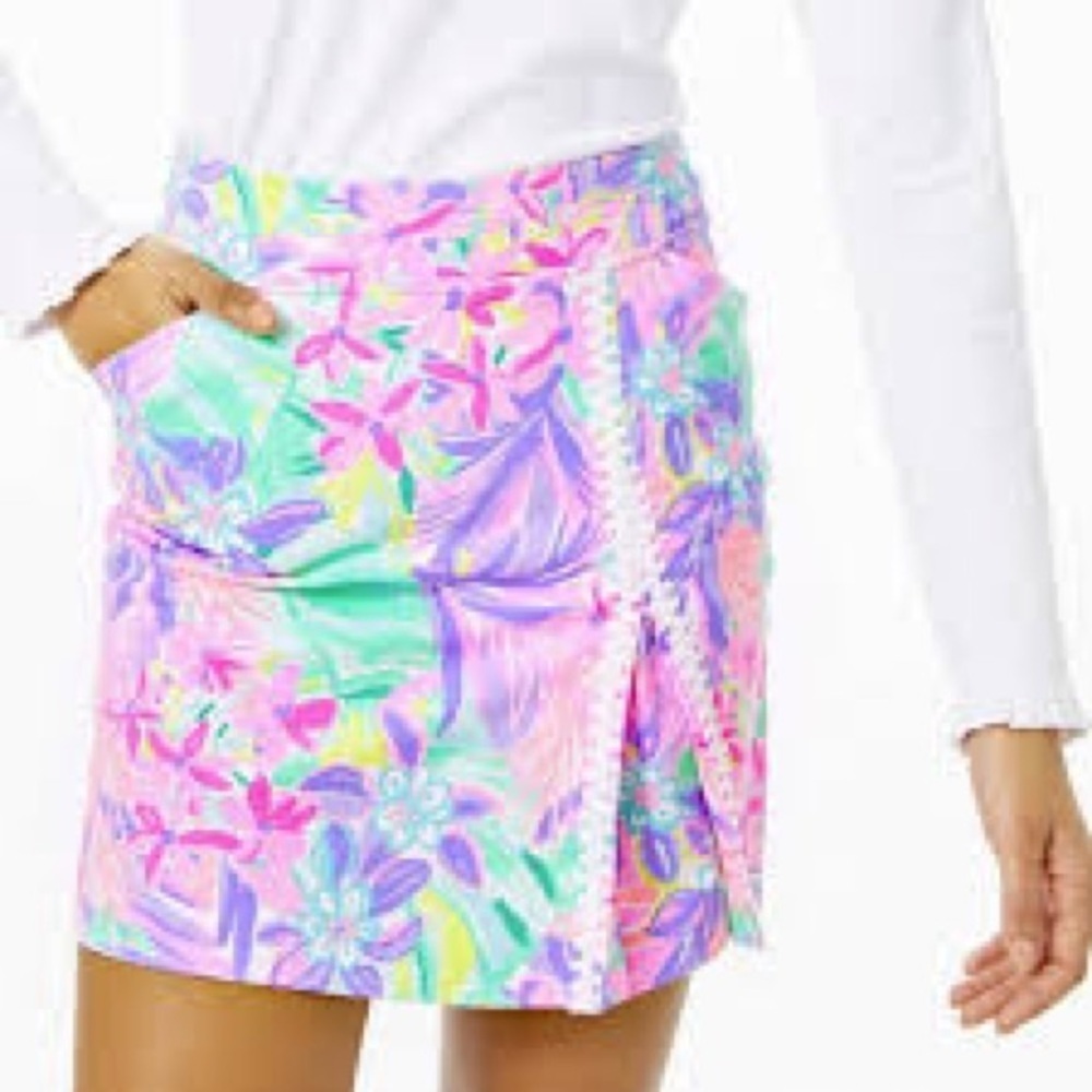 Lilly Pulitzer Daphne Luxletic It Was All A Dream Golf Skort (113)